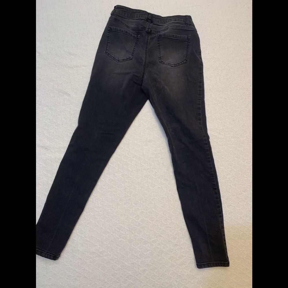 D.Jeans Women's Size 8 Straight Denim Black Jeans Pre-owned 27.5 Inseam - Picture 2 of 6